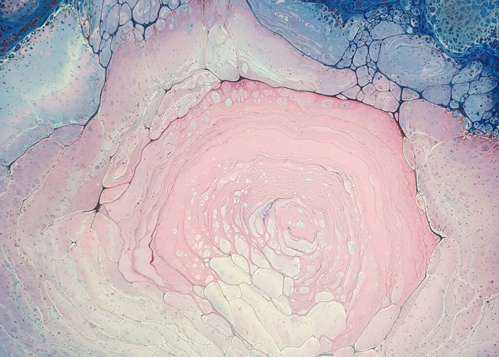 pink fluid art cloud pour